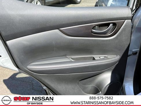 Used 2021 Nissan Rogue Sport S AWD/4WD image 10