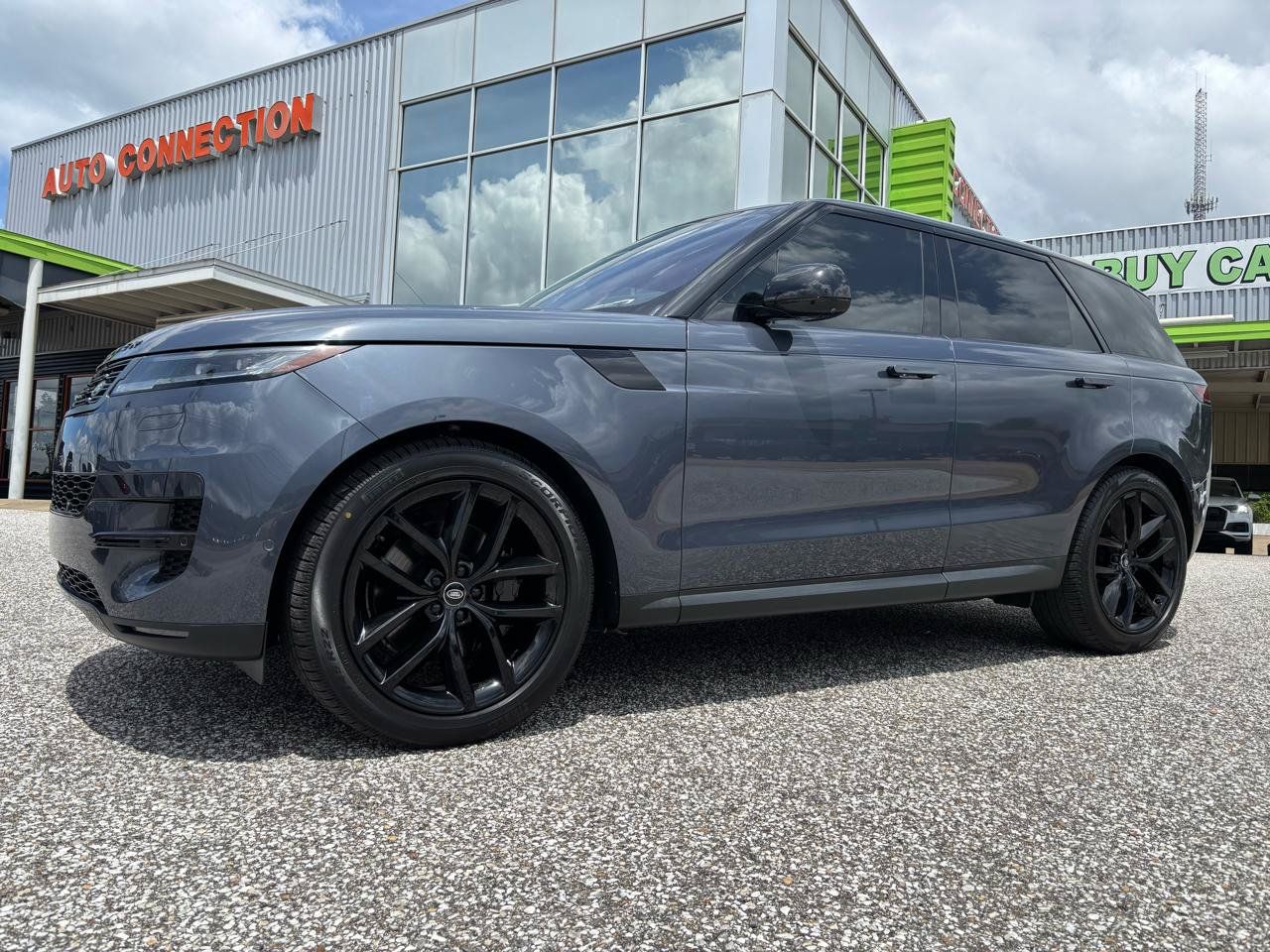 Used 2023 Land Rover Range Rover Sport SE AWD/4WD image 36
