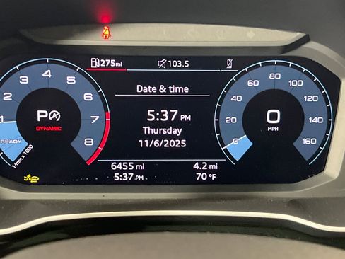 Used 2025 Audi Q3 2.0T Premium w/ Convenience Package image 23