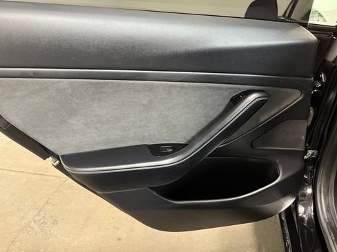 Used 2019 Tesla Model 3 Standard Range Plus RWD image 16
