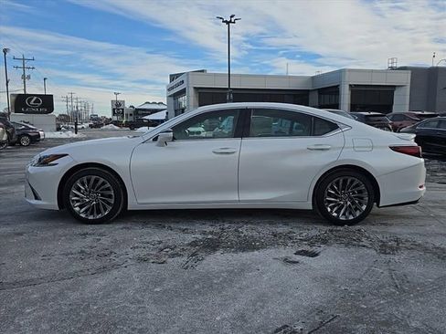 New 2025 Lexus ES 350 Ultra Luxury image 4