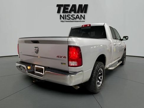 Used 2017 RAM 1500 Classic SLT AWD/4WD image 7