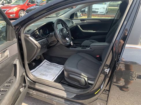 Used 2018 Hyundai Sonata SE FWD image 7
