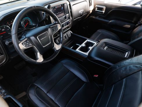 Used 2018 GMC Sierra 2500 Denali w/ Duramax Plus Package image 6