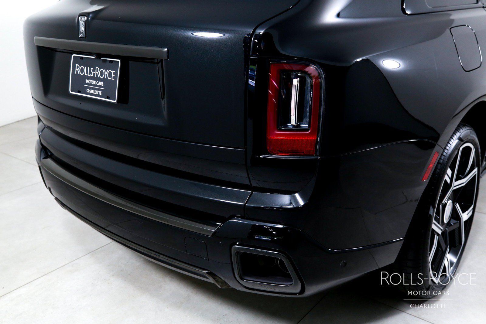 New 2027 Rolls-Royce Cullinan Black Badge AWD/4WD image 47
