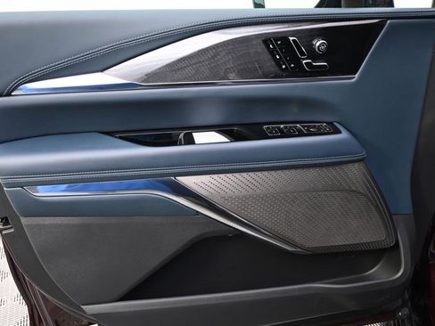 Certified 2025 Cadillac Escalade IQ Sport 2 AWD/4WD image 28