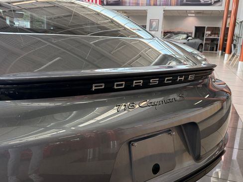 Used 2025 Porsche 718 Cayman S RWD image 15
