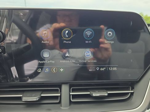 New 2026 Chevrolet Trax LS w/ LS Convenience Package FWD image 17
