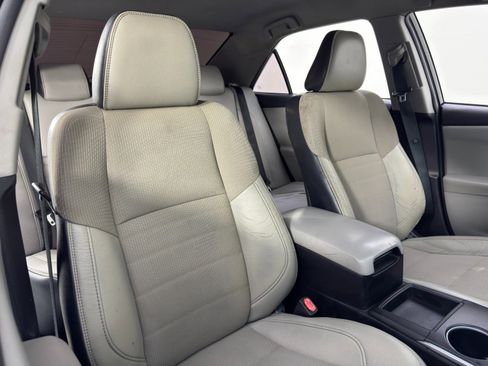 Used 2016 Toyota Camry SE image 28