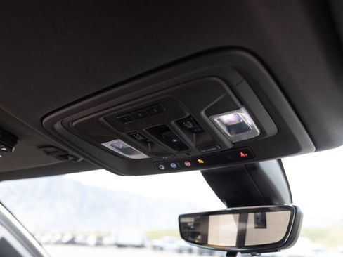 Used 2019 GMC Sierra 1500 Denali w/ Denali Ultimate Package AWD/4WD image 34
