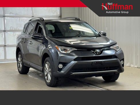 Used 2018 Toyota RAV4 Limited image 1