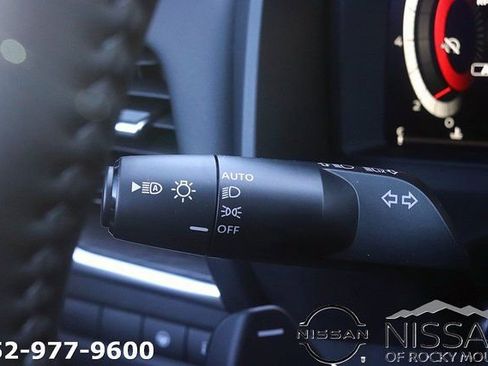 New 2026 Nissan Rogue Platinum image 24