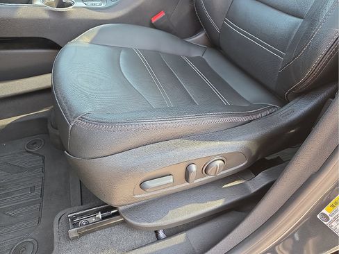 Used 2022 GMC Terrain Denali w/ LPO, Floor Liner Package AWD/4WD image 14