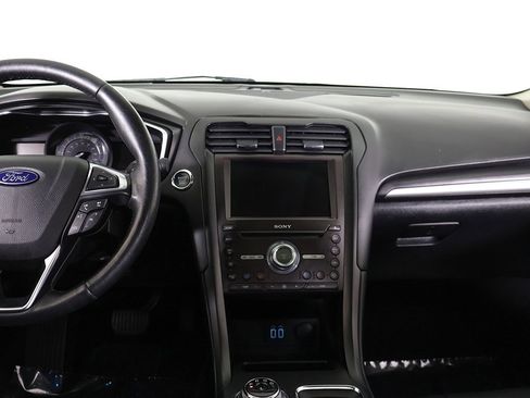 Used 2020 Ford Fusion Energi Titanium image 37