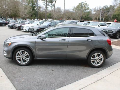Used 2018 Mercedes-Benz GLA 250 image 12
