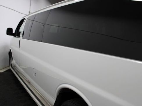 Used 2013 Chevrolet Express 3500 LS image 6