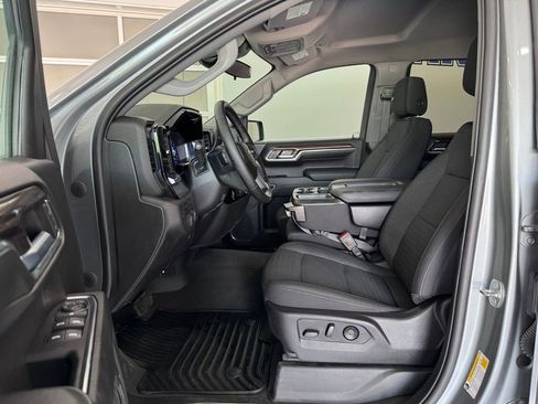 Certified 2023 Chevrolet Silverado 1500 LT AWD/4WD image 5