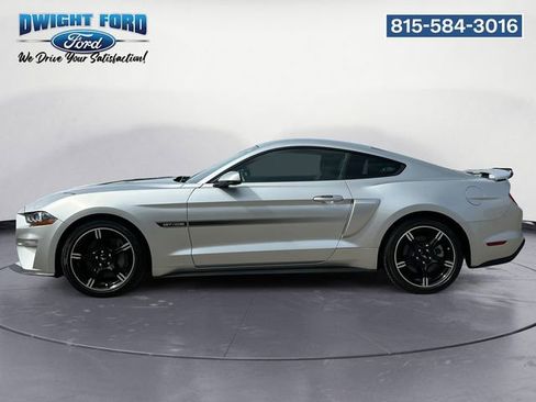 Used 2019 Ford Mustang GT Premium w/ Equipment Group 401A image 2