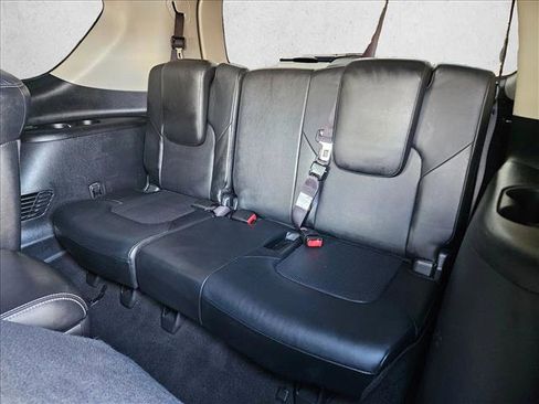 Used 2017 INFINITI QX80 2WD image 21