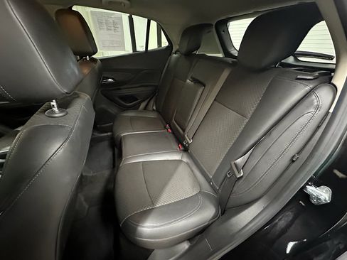 Used 2020 Buick Encore Preferred image 21