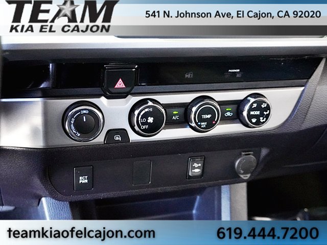 Used 2017 Toyota Tacoma SR5 w/ Tow Package AWD/4WD image 32
