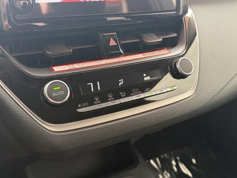 Certified 2025 Toyota Corolla LE FWD image 25