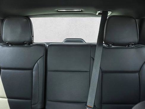 Used 2023 GMC Yukon Denali AWD/4WD image 24