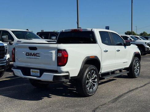 Certified 2025 GMC Canyon Denali AWD/4WD image 3
