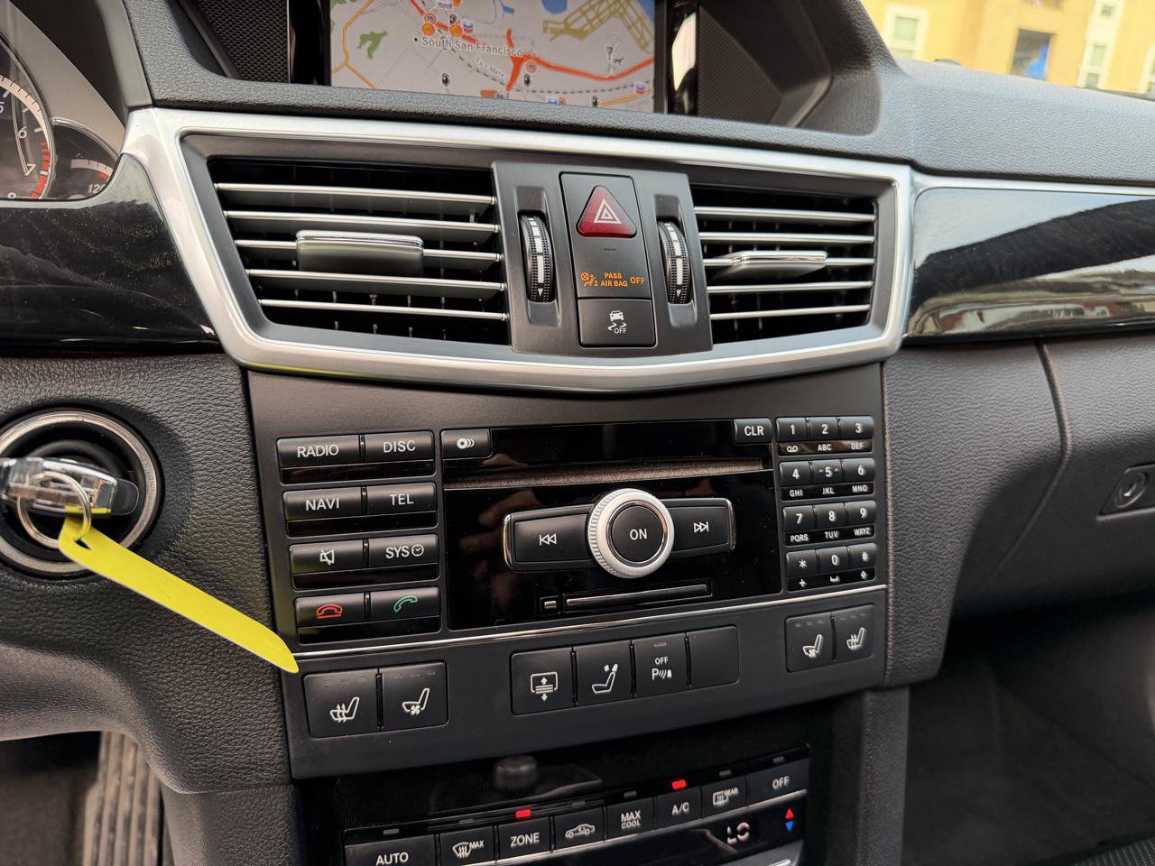 Used 2010 Mercedes-Benz E 550 Sedan image 65