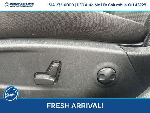 Used 2022 Dodge Charger SXT w/ Blacktop Package image 13