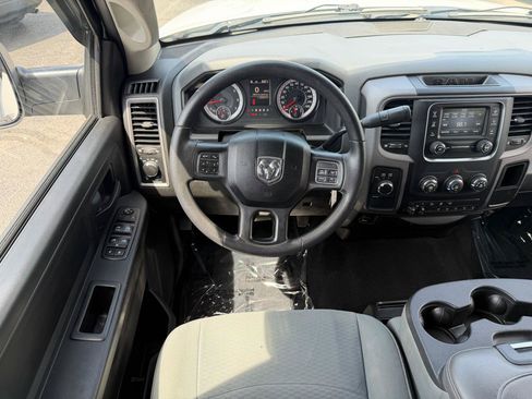 Used 2018 RAM 2500 Tradesman w/ Chrome Appearance Group AWD/4WD image 14