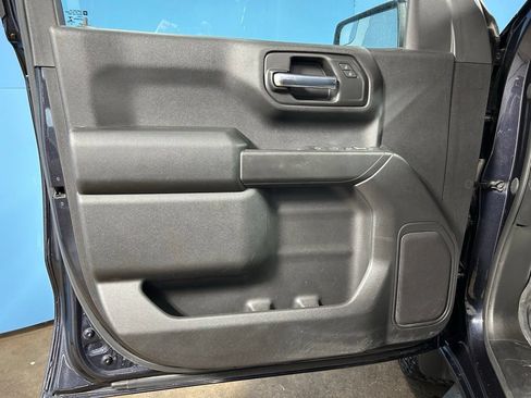 Used 2022 Chevrolet Silverado 1500 Custom Trail Boss AWD/4WD image 33