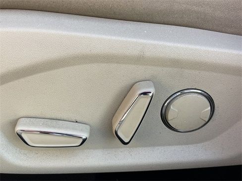 Used 2014 Ford Fusion SE image 22