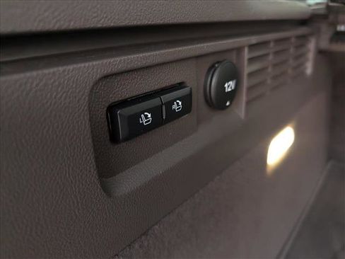 Used 2023 Lincoln Nautilus Reserve w/ Equipment Group 201A image 22