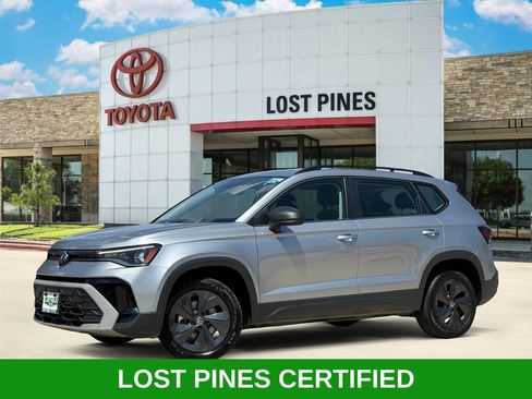 Used 2025 Volkswagen Taos S FWD image 1