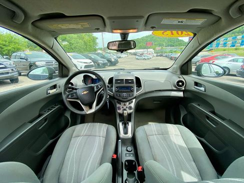 Used 2015 Chevrolet Sonic LT FWD image 16