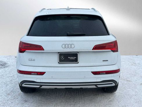 Used 2023 Audi Q5 2.0T Premium w/ Convenience Package image 4