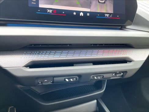 Certified 2025 BMW M235i xDrive w/ Technology Package image 32