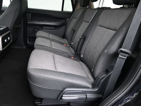 Used 2024 Ford Expedition XLT RWD image 13