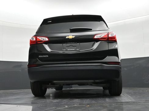Used 2020 Chevrolet Equinox LS FWD image 23