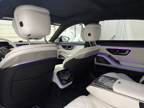 New 2027 Mercedes-Benz S 580 4MATIC Sedan image 18