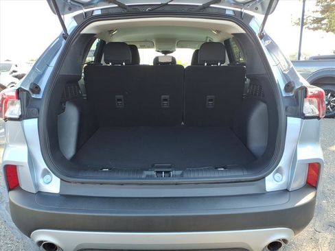 Certified 2022 Ford Escape SE image 10