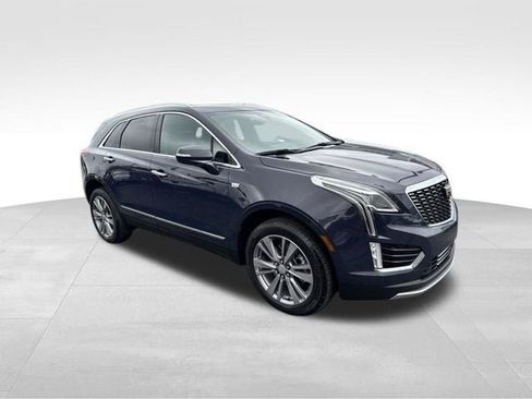 Used 2025 Cadillac XT5 Premium Luxury AWD/4WD image 3
