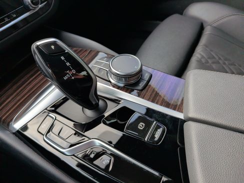 Used 2023 BMW 530e w/ Executive Package RWD image 20