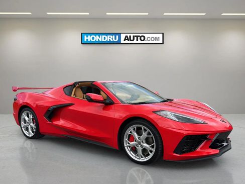 Used 2023 Chevrolet Corvette Stingray Premium Cpe w/ Z51 Performance Package RWD image 3