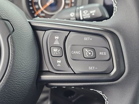 New 2025 Jeep Gladiator Sport image 41