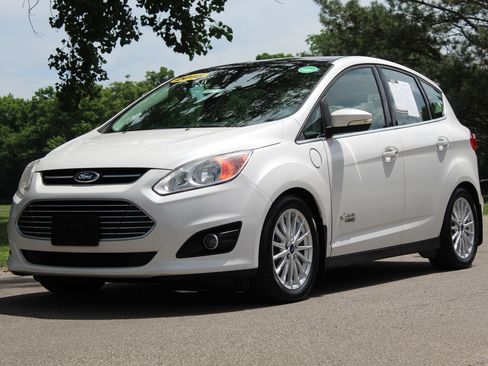 Used 2015 Ford C-MAX Energi SEL w/ Equipment Group 302A FWD image 3