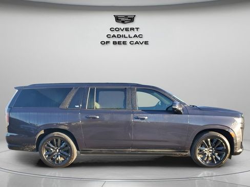 Certified 2023 Cadillac Escalade ESV Sport w/ Touring Package image 10