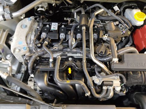 Used 2023 Nissan Sentra SV FWD image 30