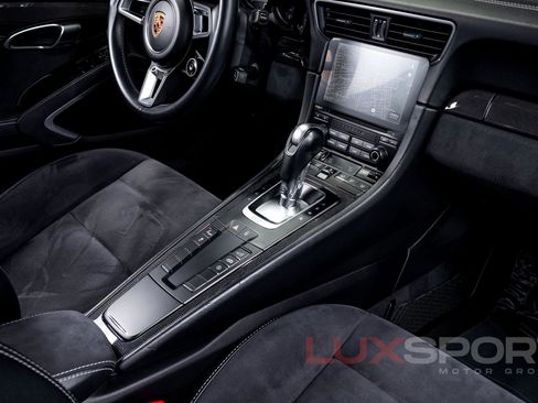 Used 2017 Porsche 911 Carrera GTS w/ GTS Interior Package image 60